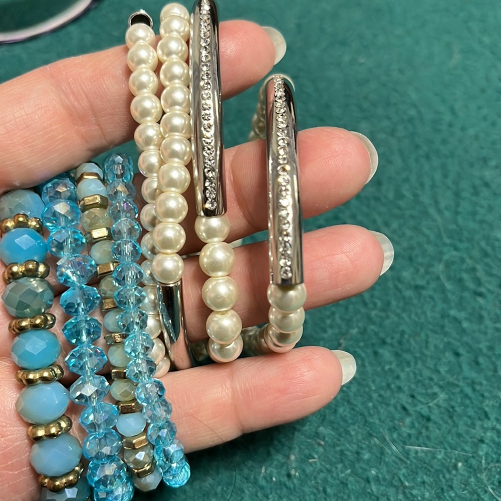 2 Chicos Bracelets